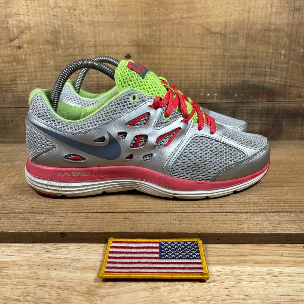Nike Dual Fusion Lite